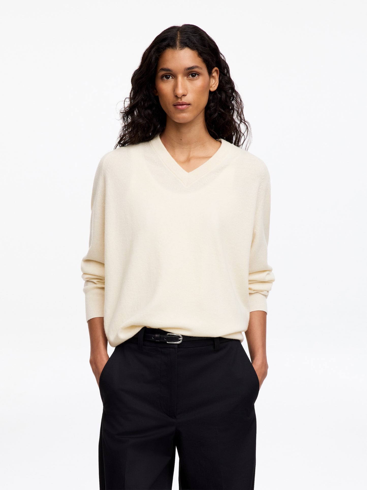 Relaxed Cashmere V-Neck Jumper
