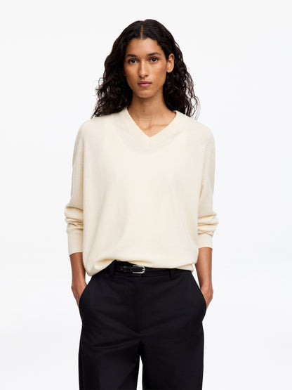 Relaxed Cashmere V-Neck Jumper