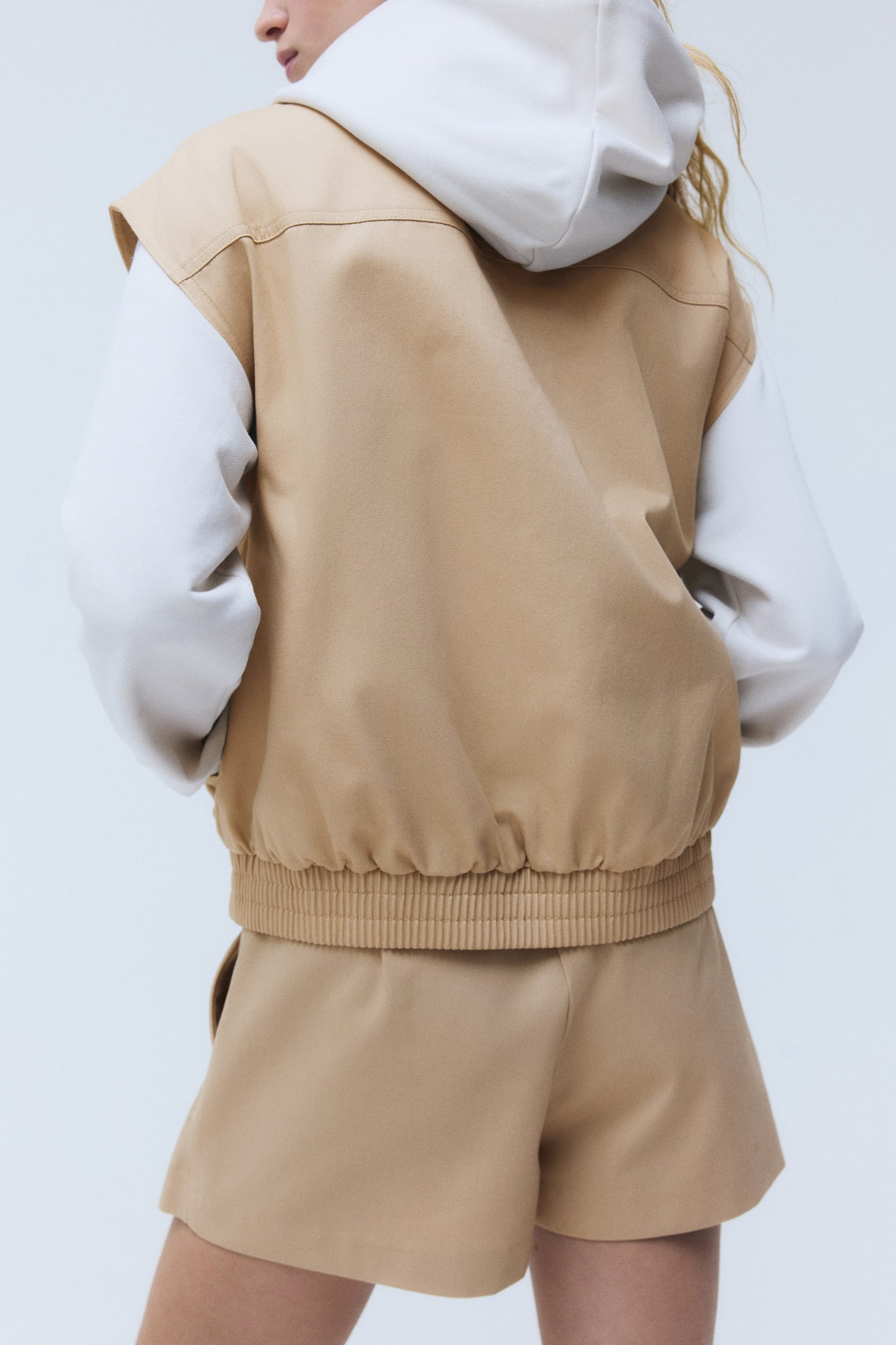 Collared cotton gilet