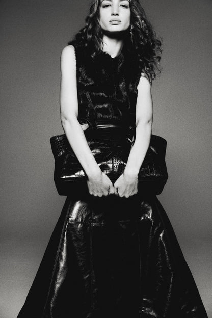 Coated circular skirt