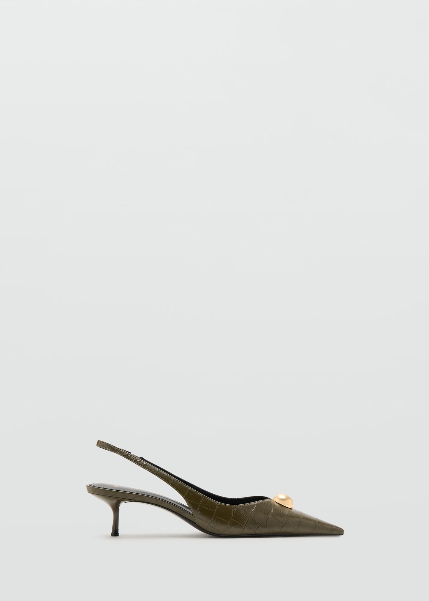 Croc-effect leather shoes