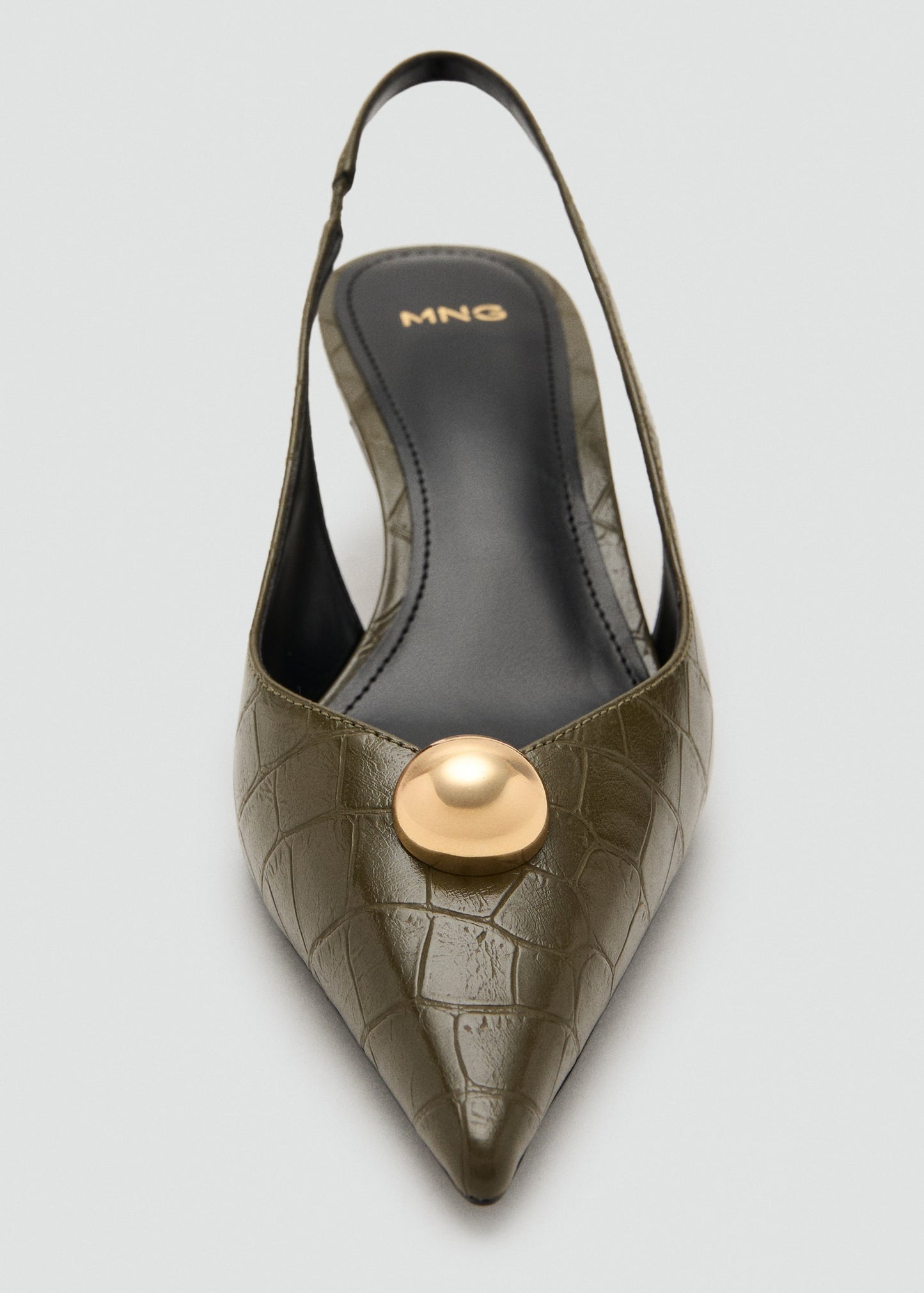 Croc-effect leather shoes