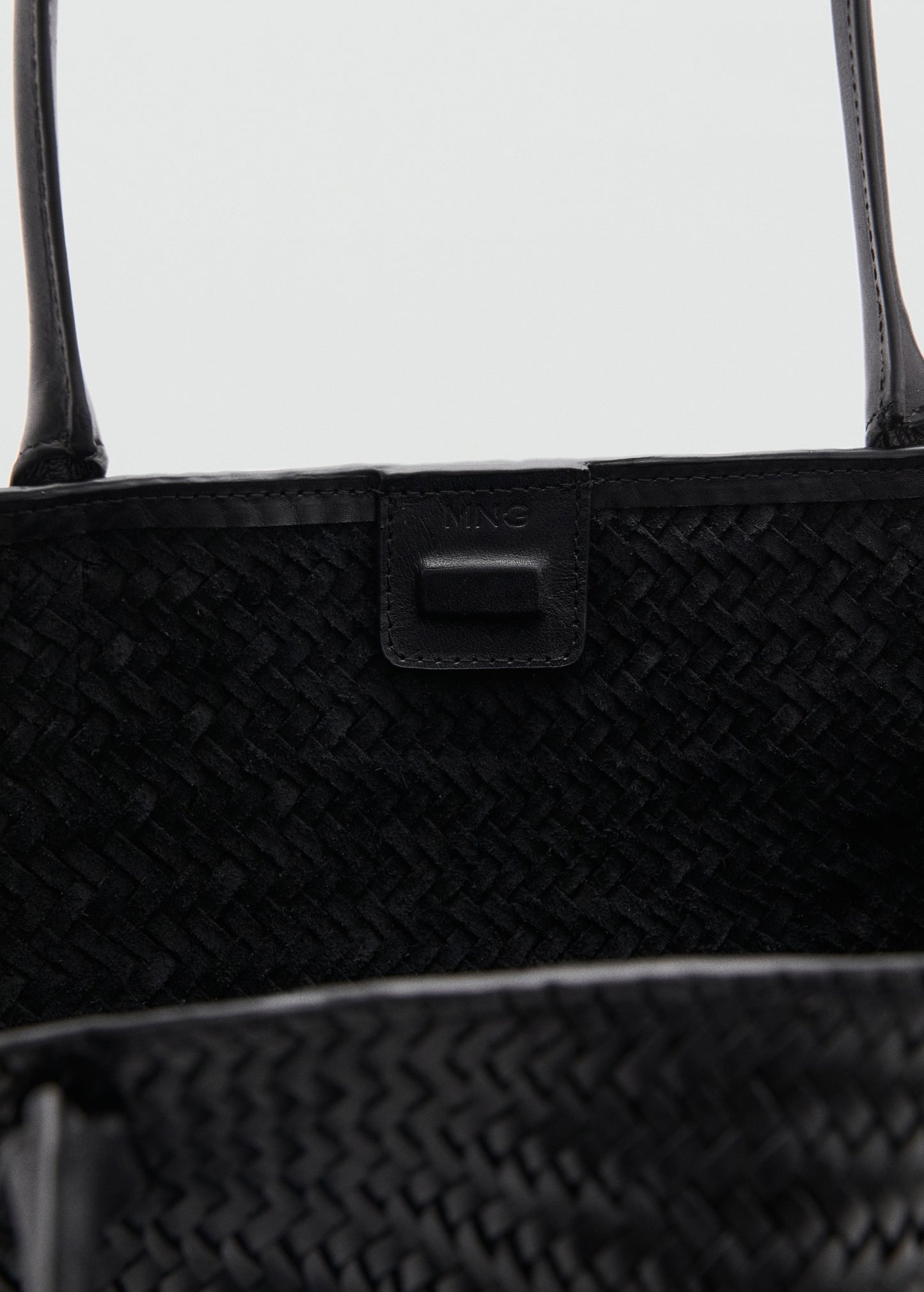 Braided leather bag