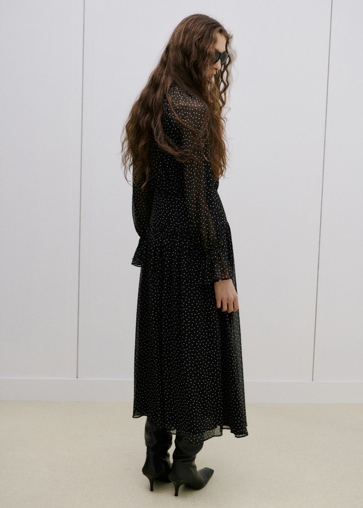 Polka dot dress with puff sleeves