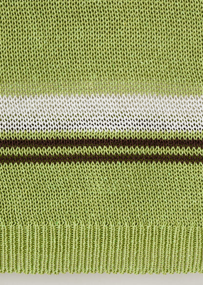 Knitted jumper with combined collar