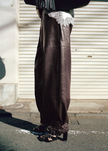 100% leather trousers with buttoned cuffs