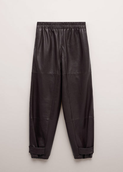 100% leather trousers with buttoned cuffs