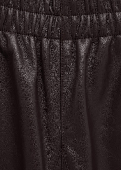 100% leather trousers with buttoned cuffs