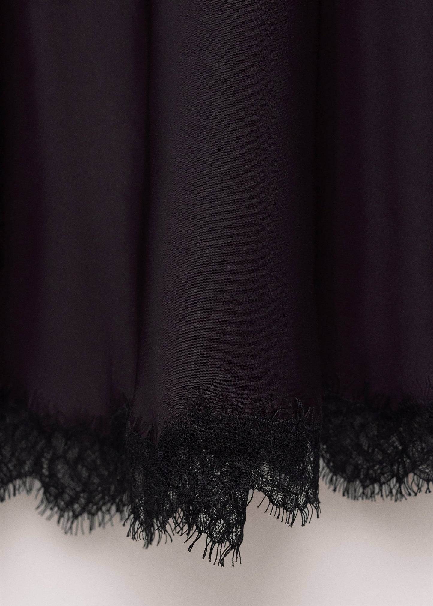 Lace dress with opening