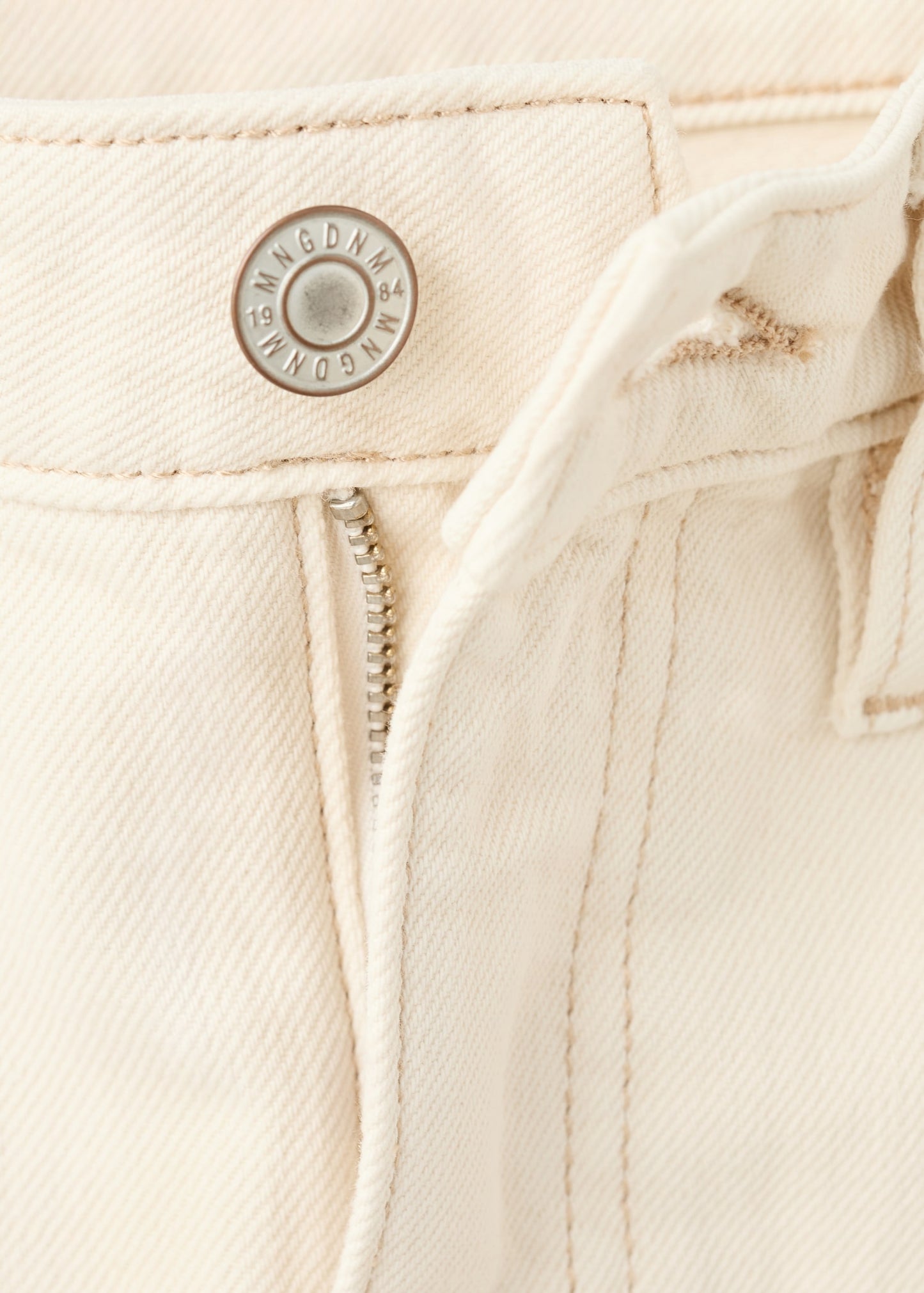 High-waisted barrel jeans