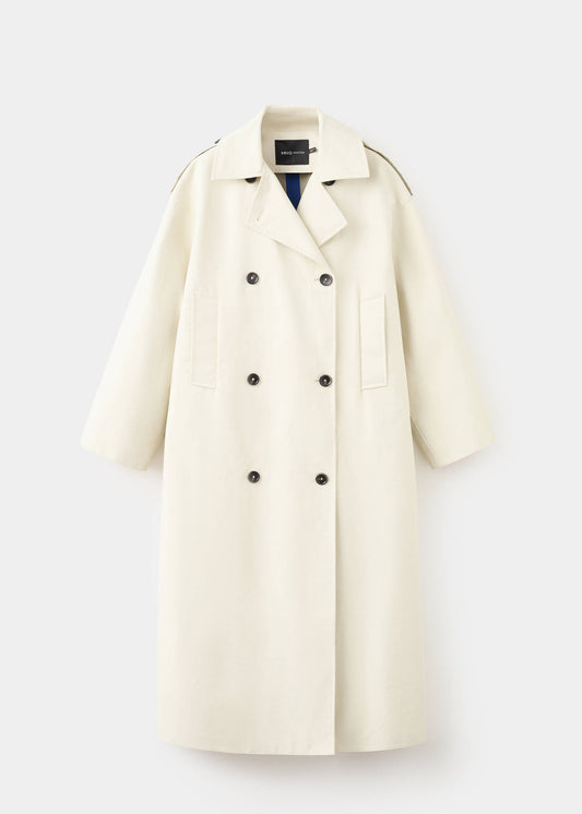 Funnel neck buckle trench