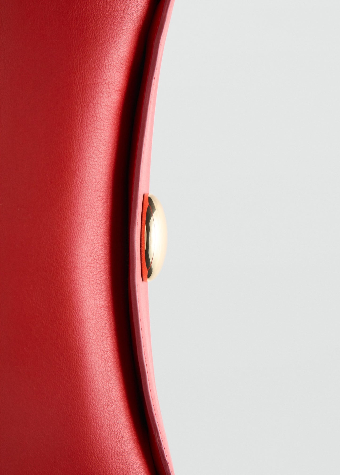 Leather shoulder bag with metal detail