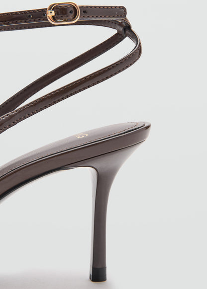 Ankle-cuff heel shoes