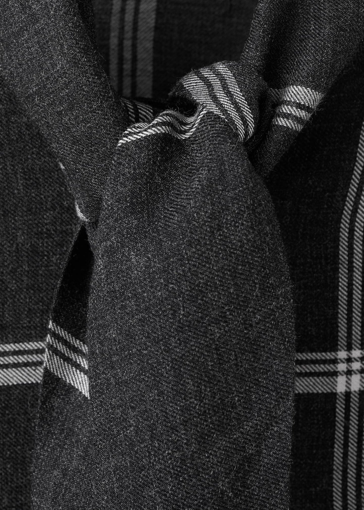 Blouse with check pattern and foulard collar