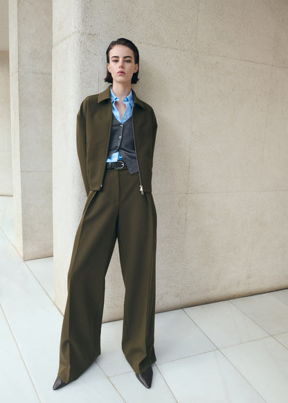 Belt straight-fit trousers