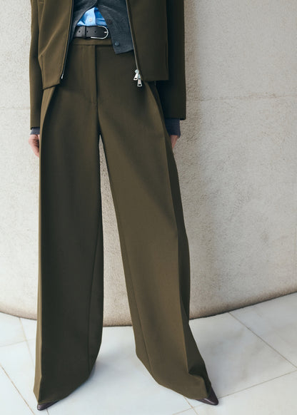 Belt straight-fit trousers