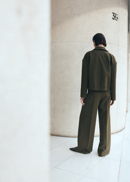 Belt straight-fit trousers