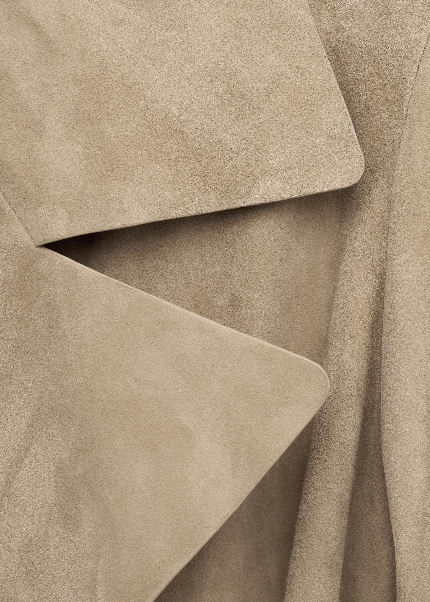 Long suede trench with belt