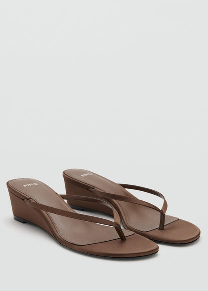 Wedge strips sandals