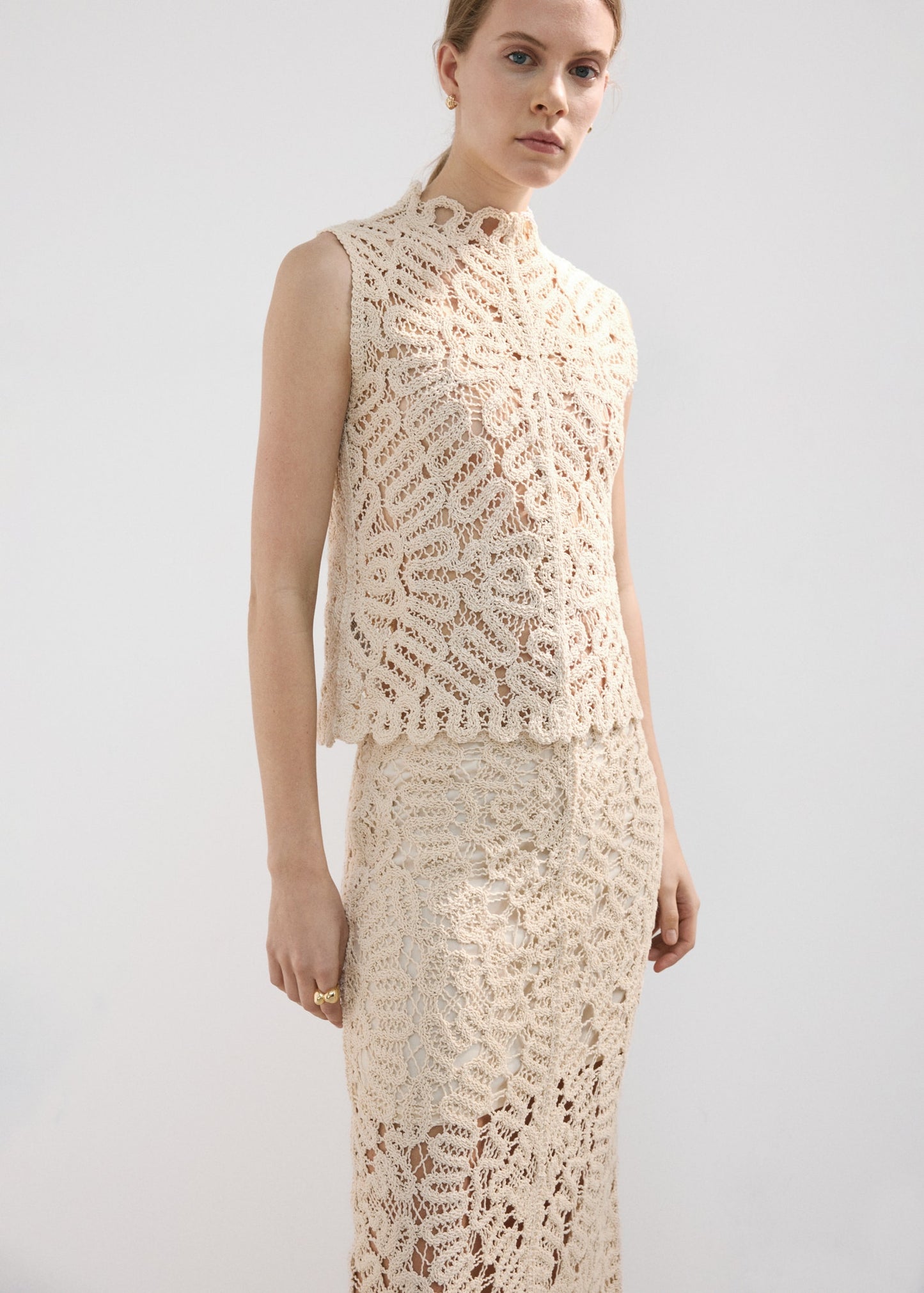 Openwork knitted skirt