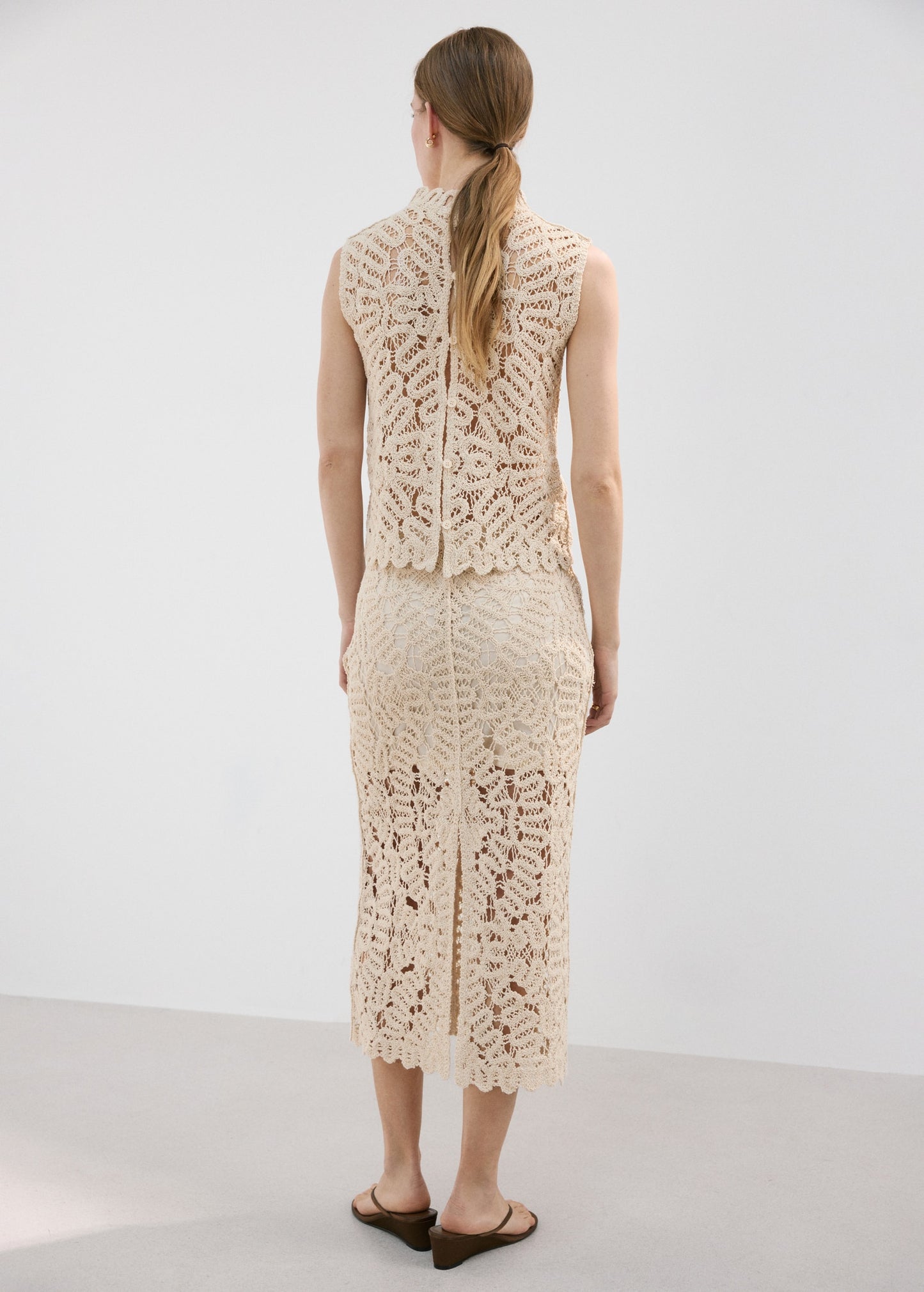Openwork knitted skirt