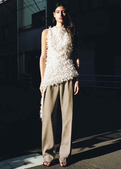 Asymmetrical textured top