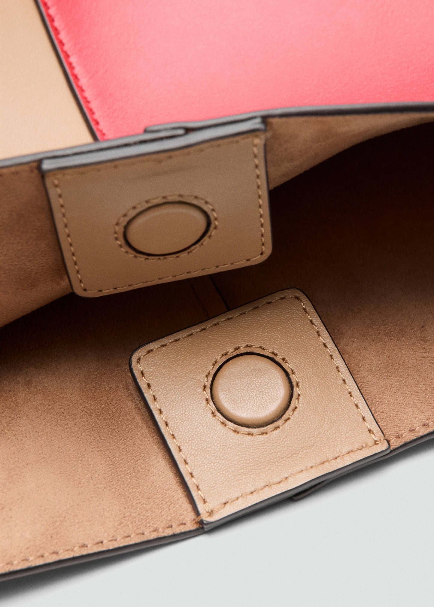 Bicolour leather bucket bag