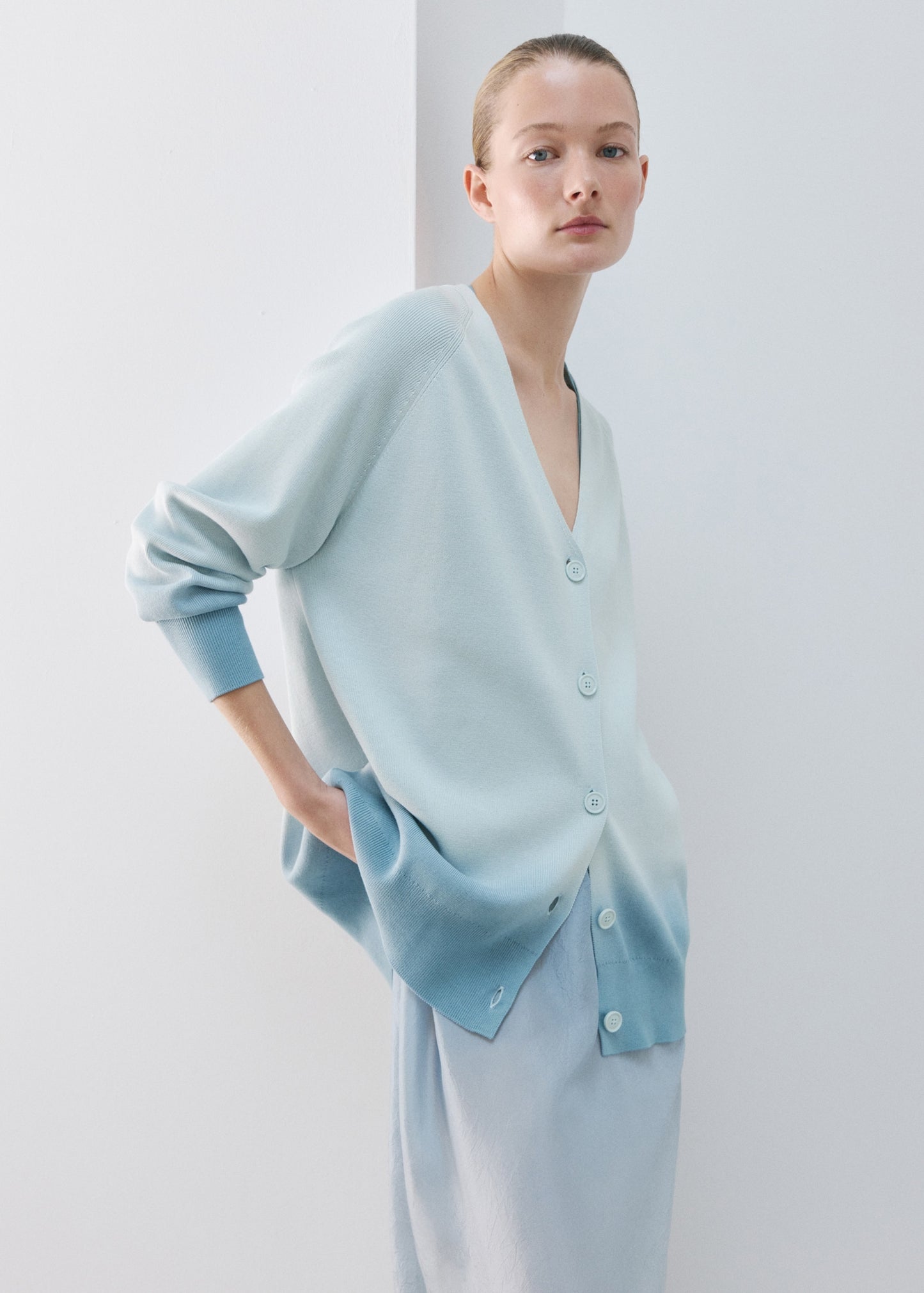 100% cotton gradient cardigan