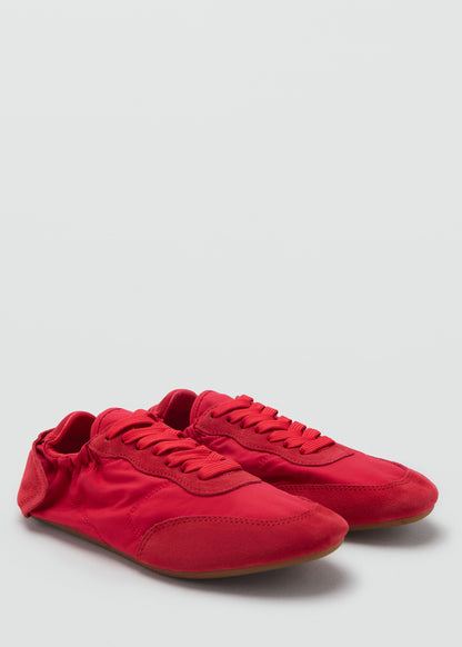 Lace-up leather sneakers