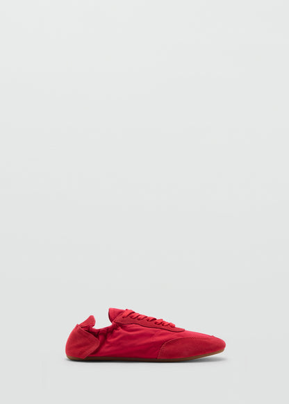 Lace-up leather sneakers