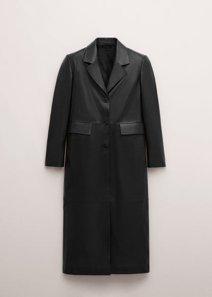 Straight coat with 100% leather pockets