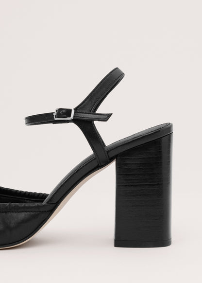 Ruched 100% leather court shoe