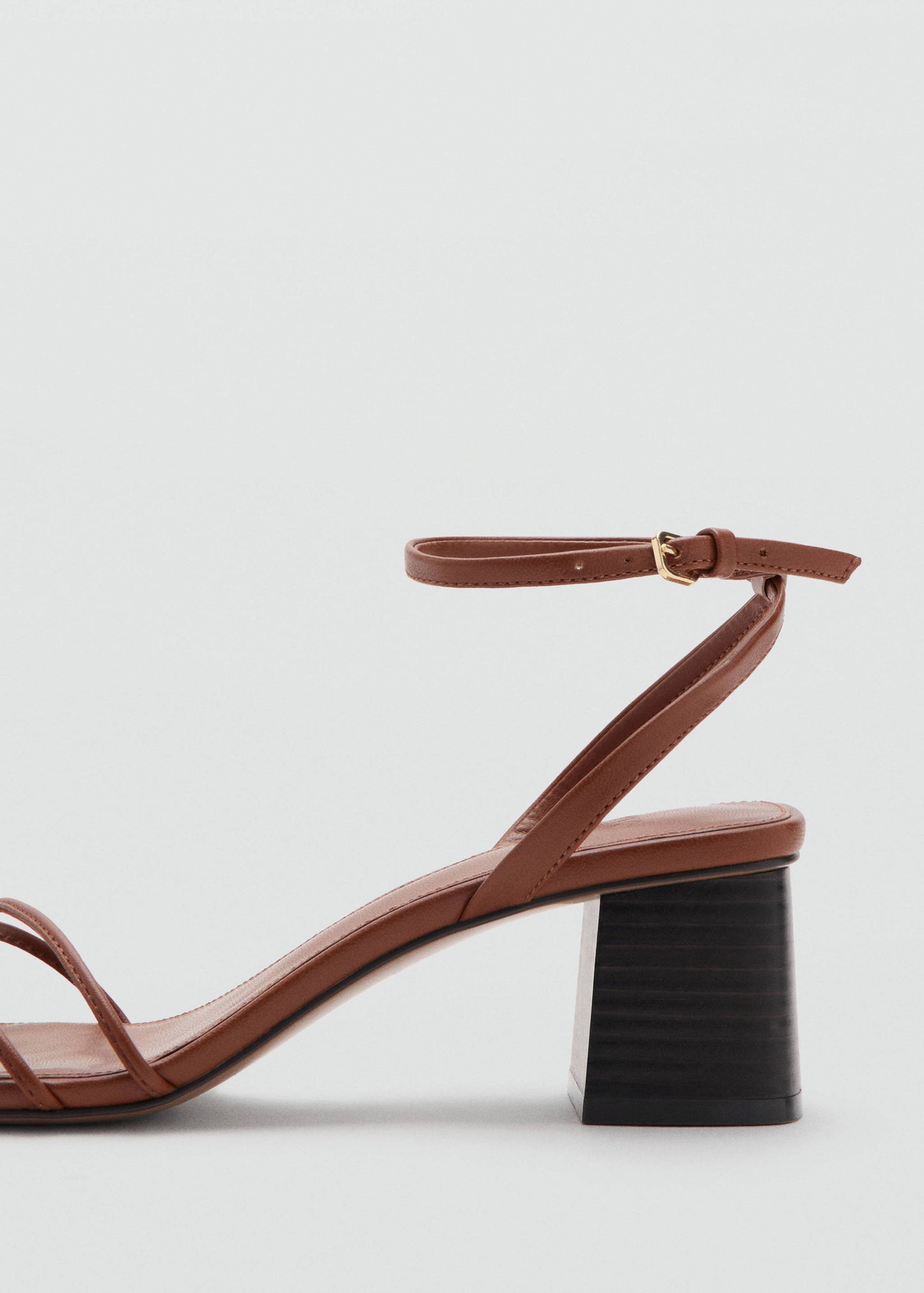 Heeled sandals with straps