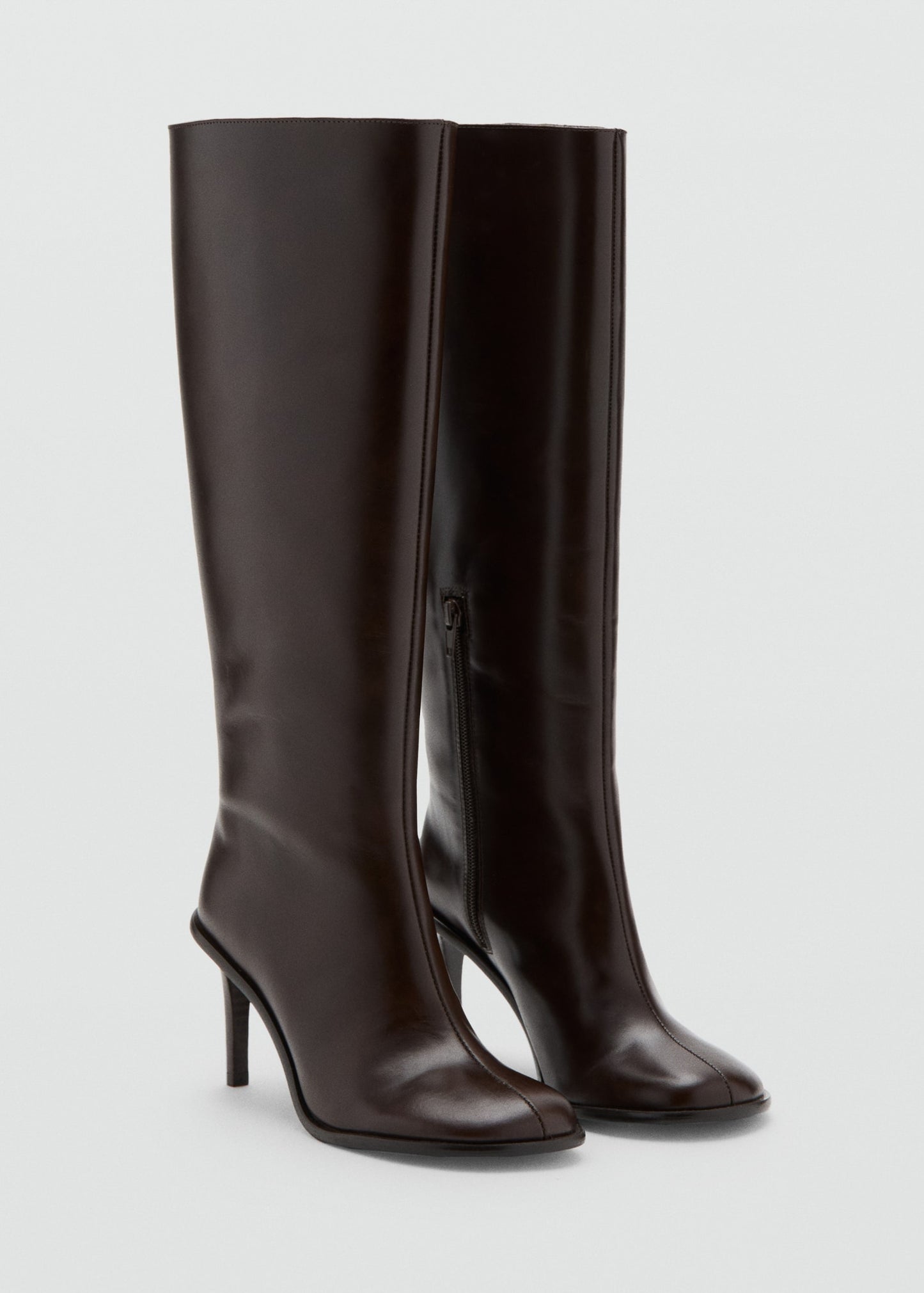 High heel leather boot