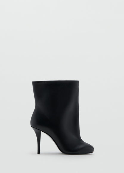 Wide shaft leather heeled boot