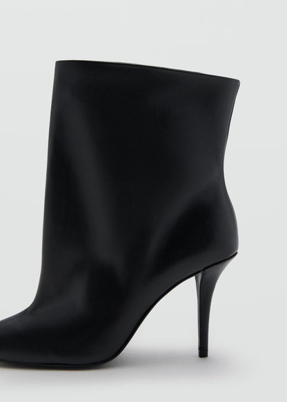 Wide shaft leather heeled boot