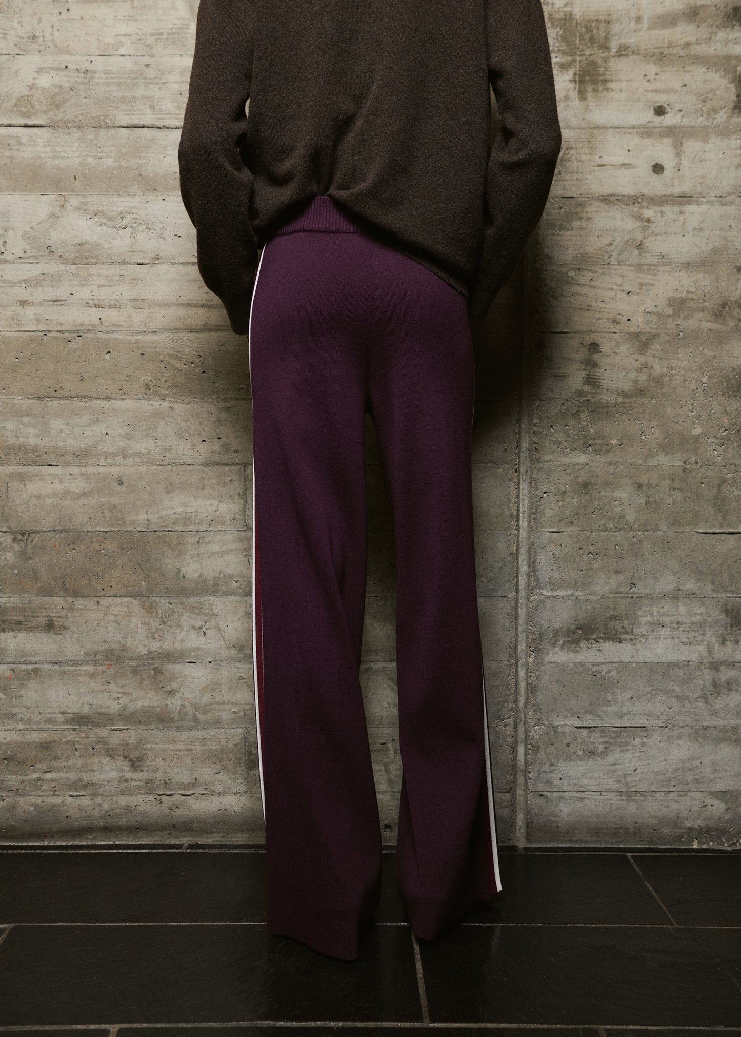 Knitted trousers with contrasting stripes