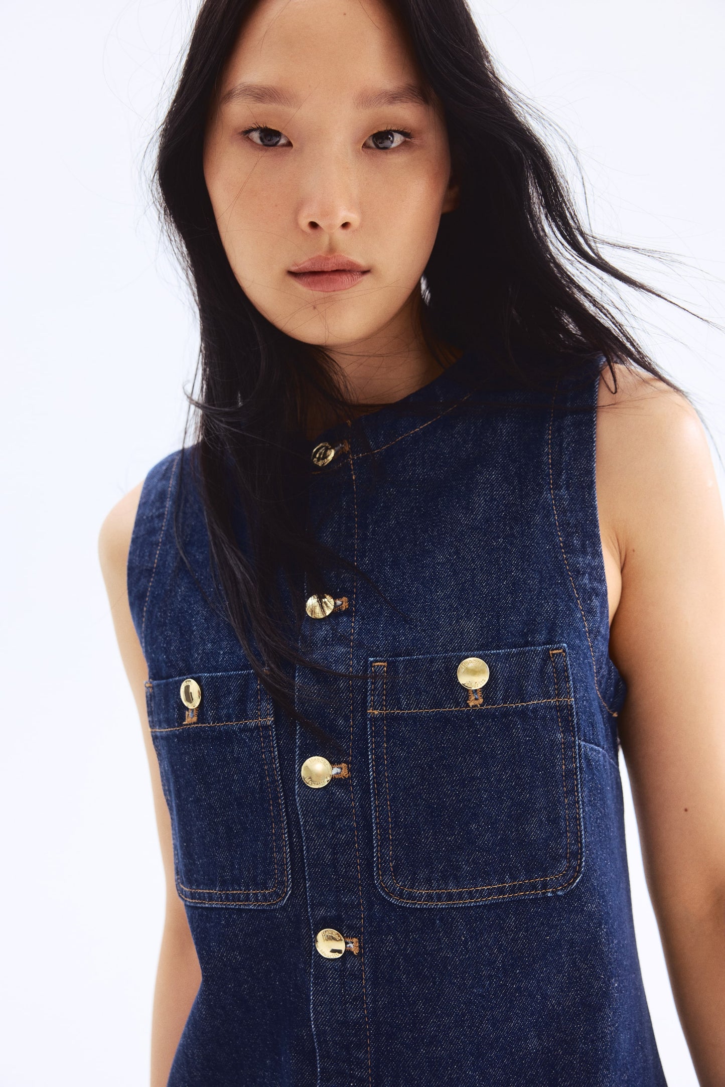Sleeveless denim dress