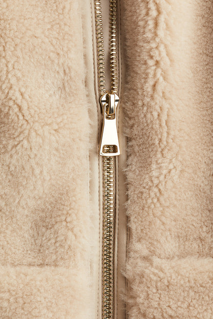 Hooded pile gilet