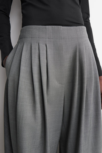 Pleated Wool-Blend Balloon-Leg Trousers