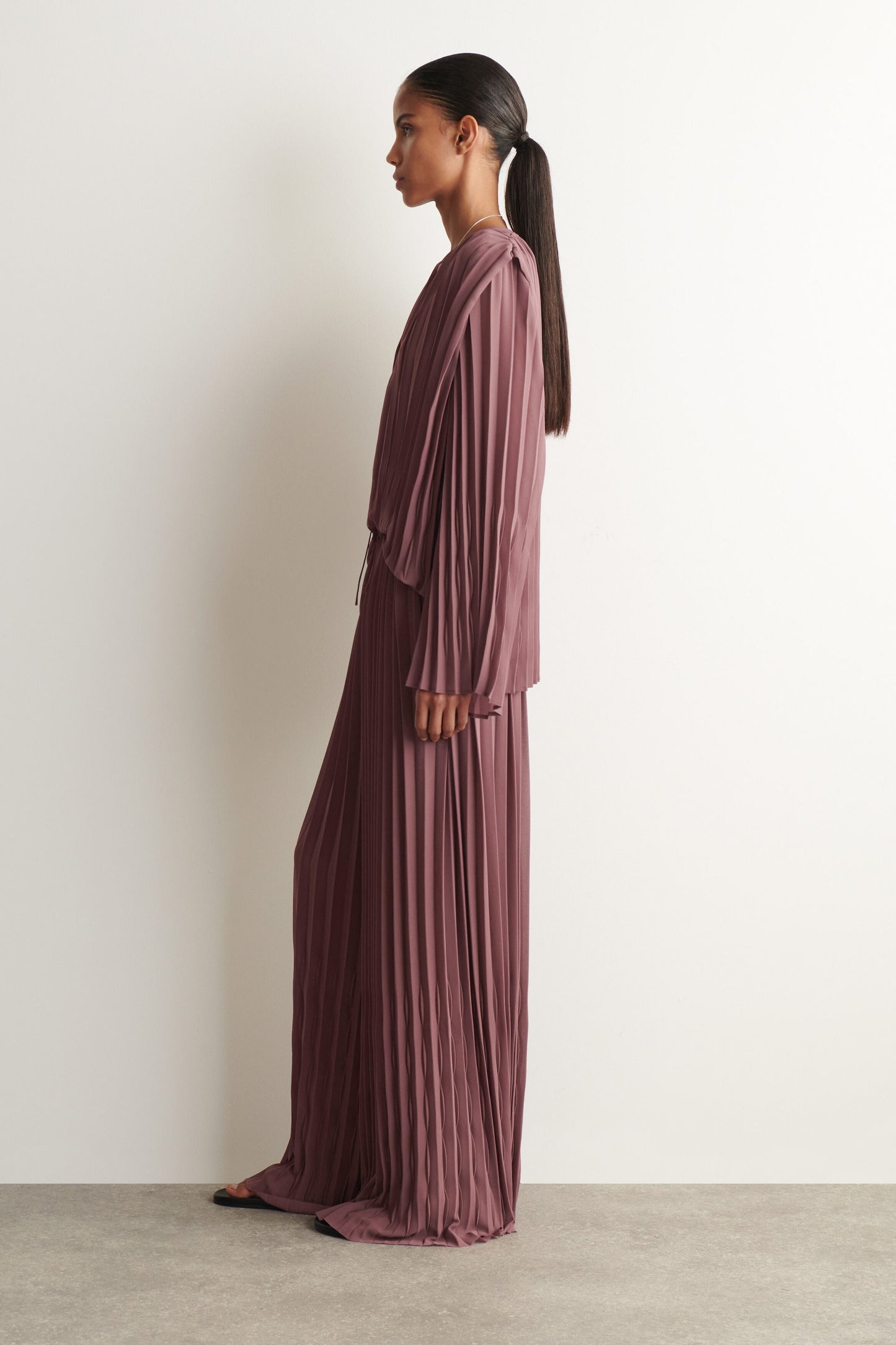 Pleated georgette trousers