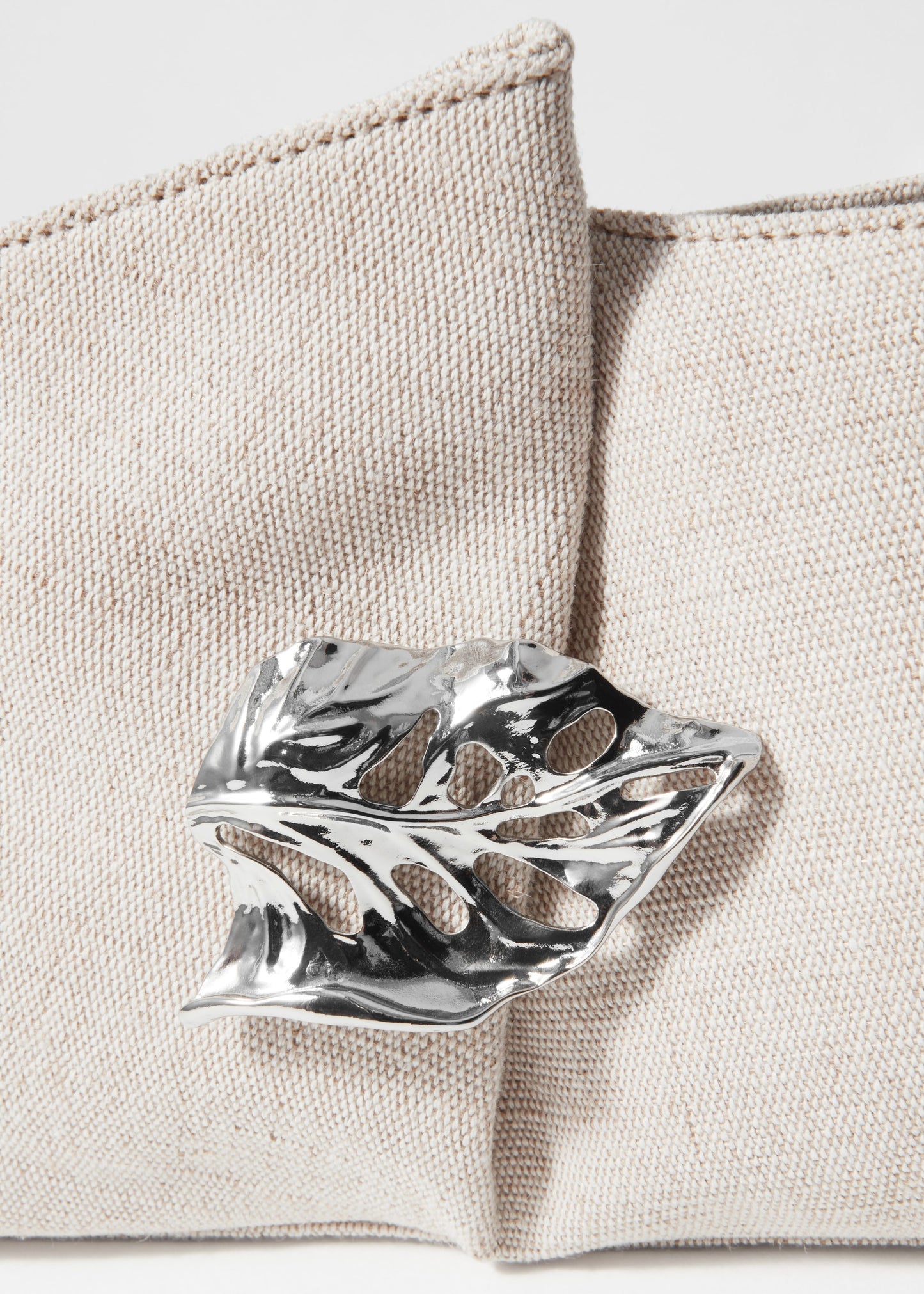 Leaf-Brooch Canvas Clutch