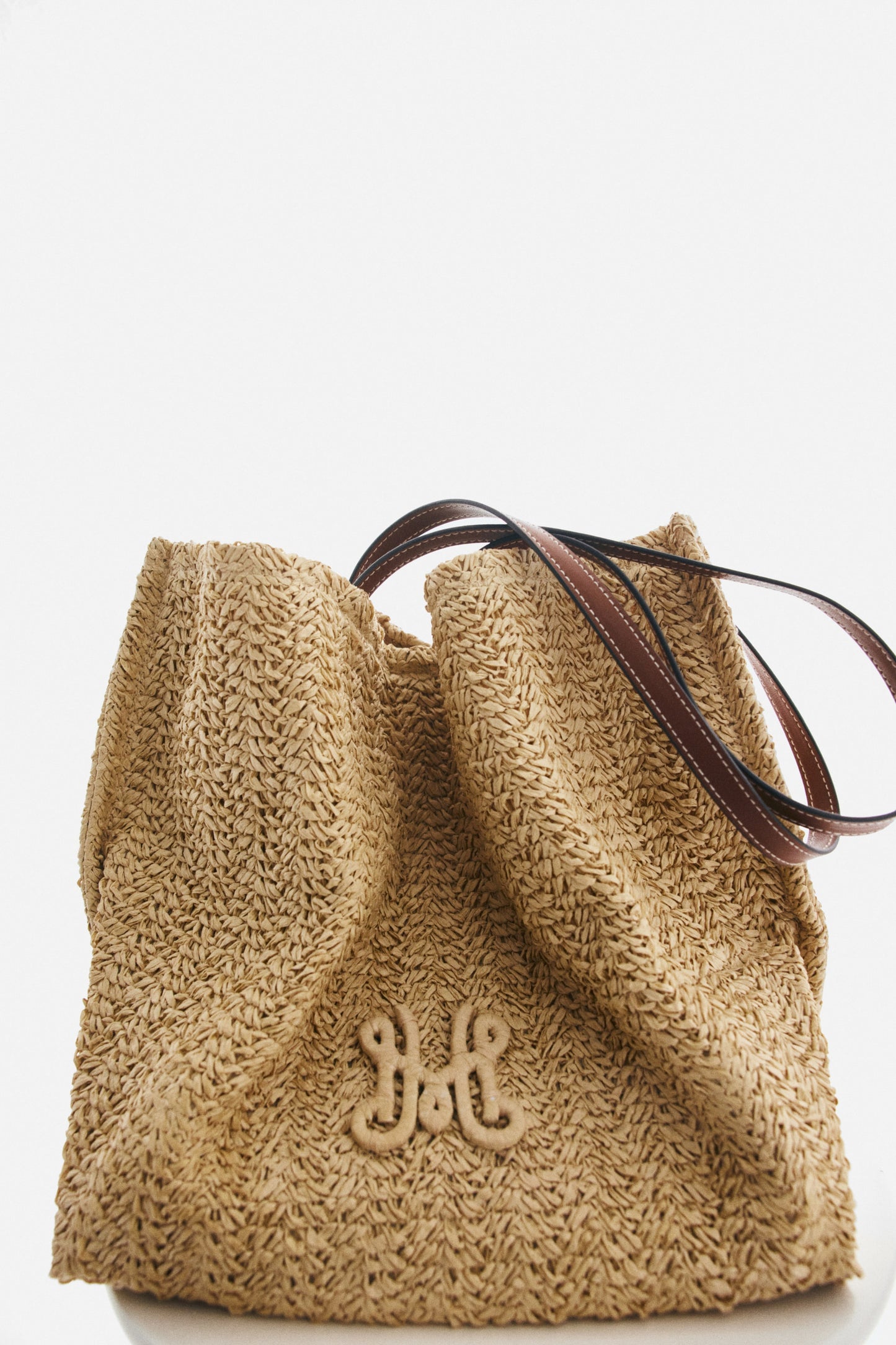 Straw shopper