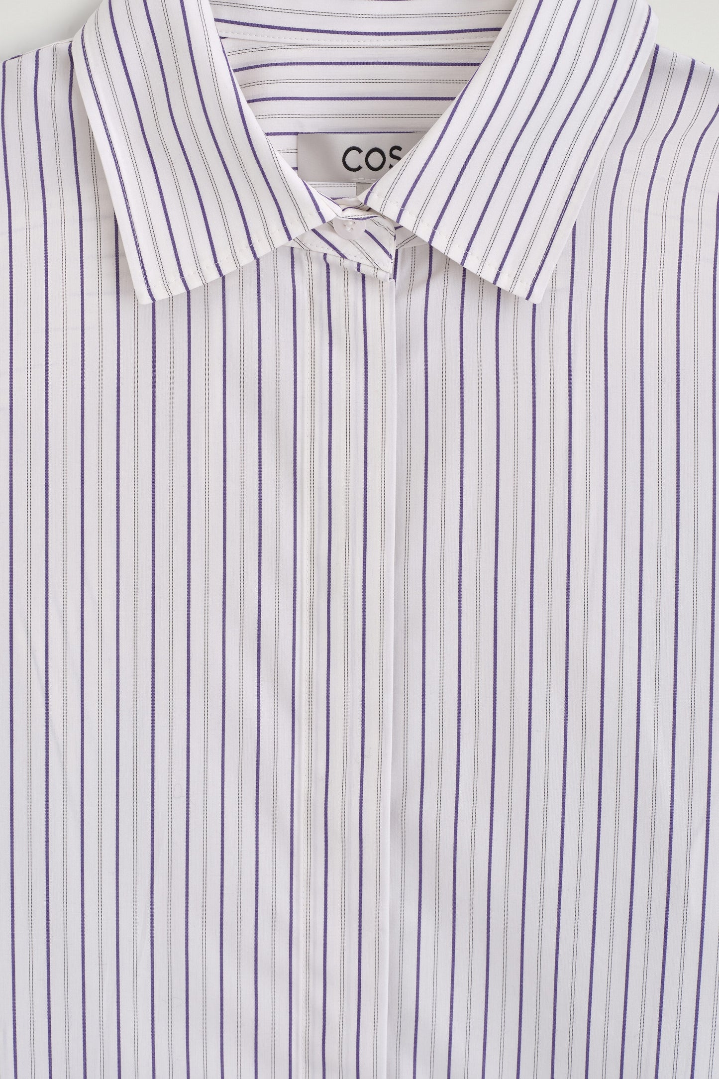 Cutaway-Collar Striped Cotton-Blend Shirt