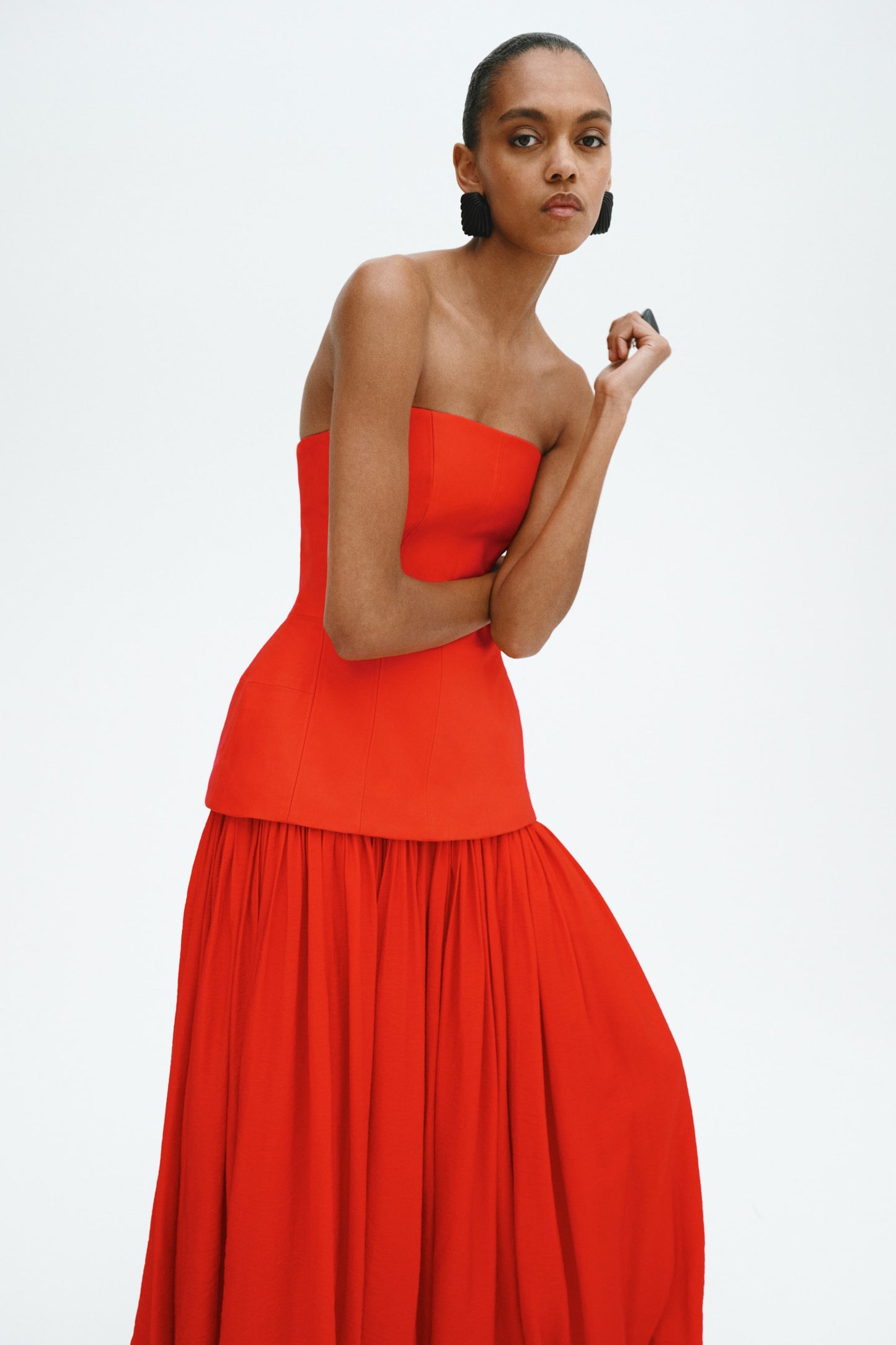 Hourglass bandeau dress