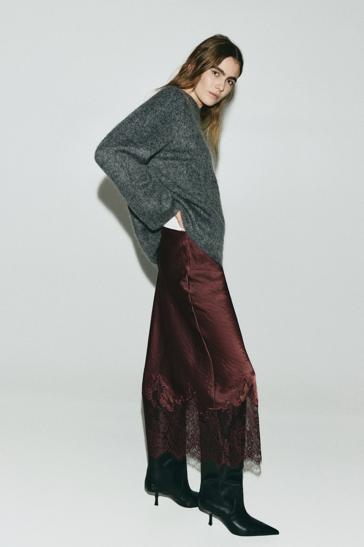 Lace-trimmed satin skirt