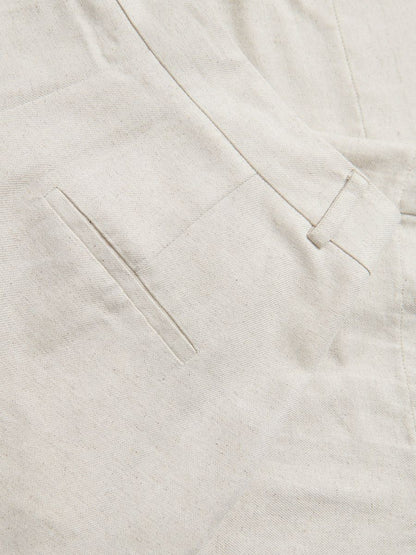 Bermuda shorts with pleats