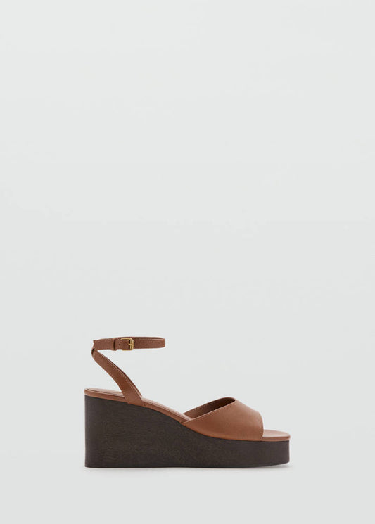 Leather wedge-heel sandals
