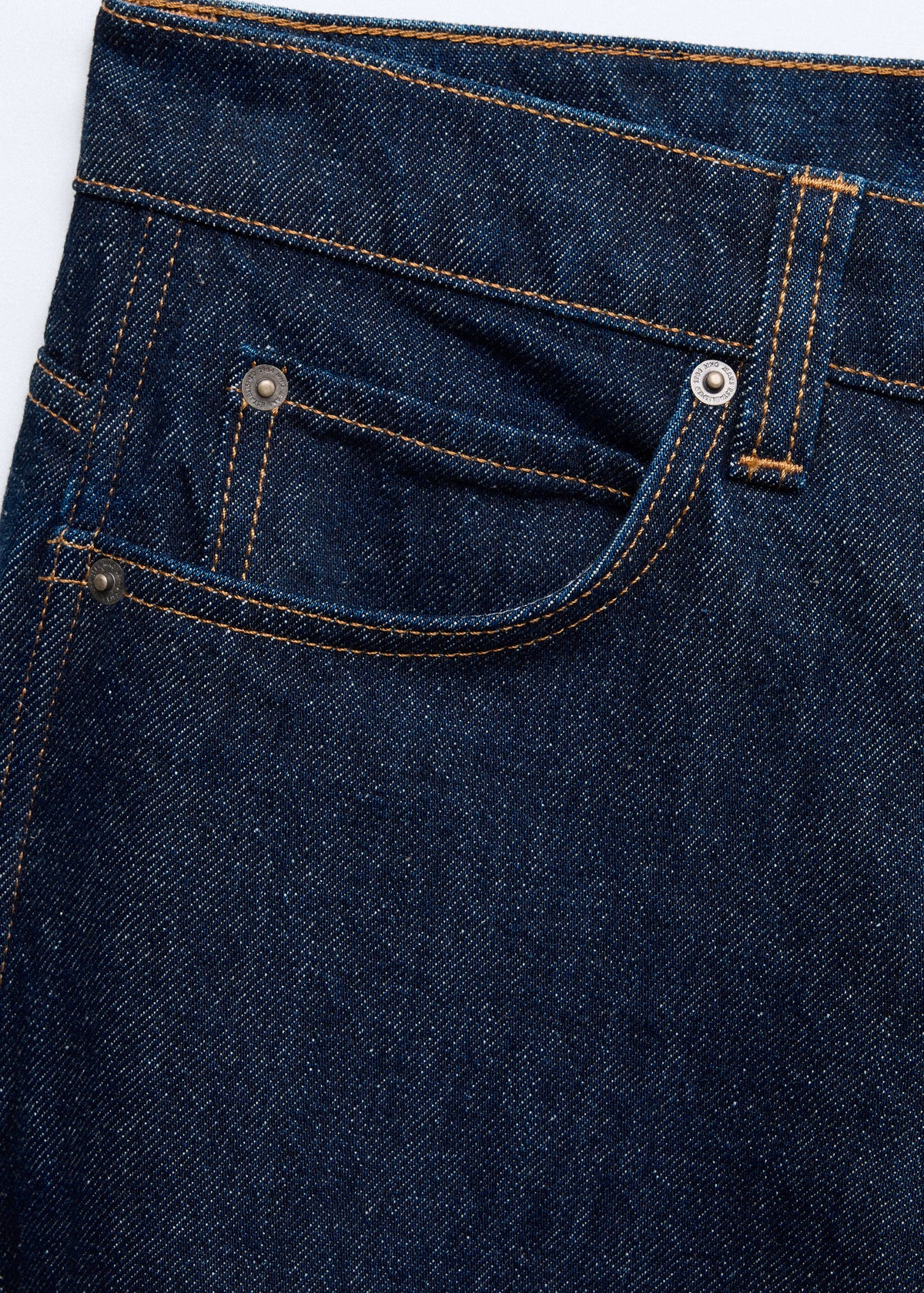 Low-rise balloon jeans