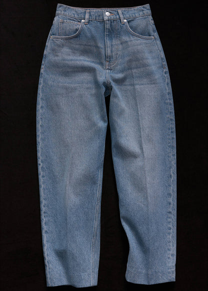 Ankle-length balloon jeans
